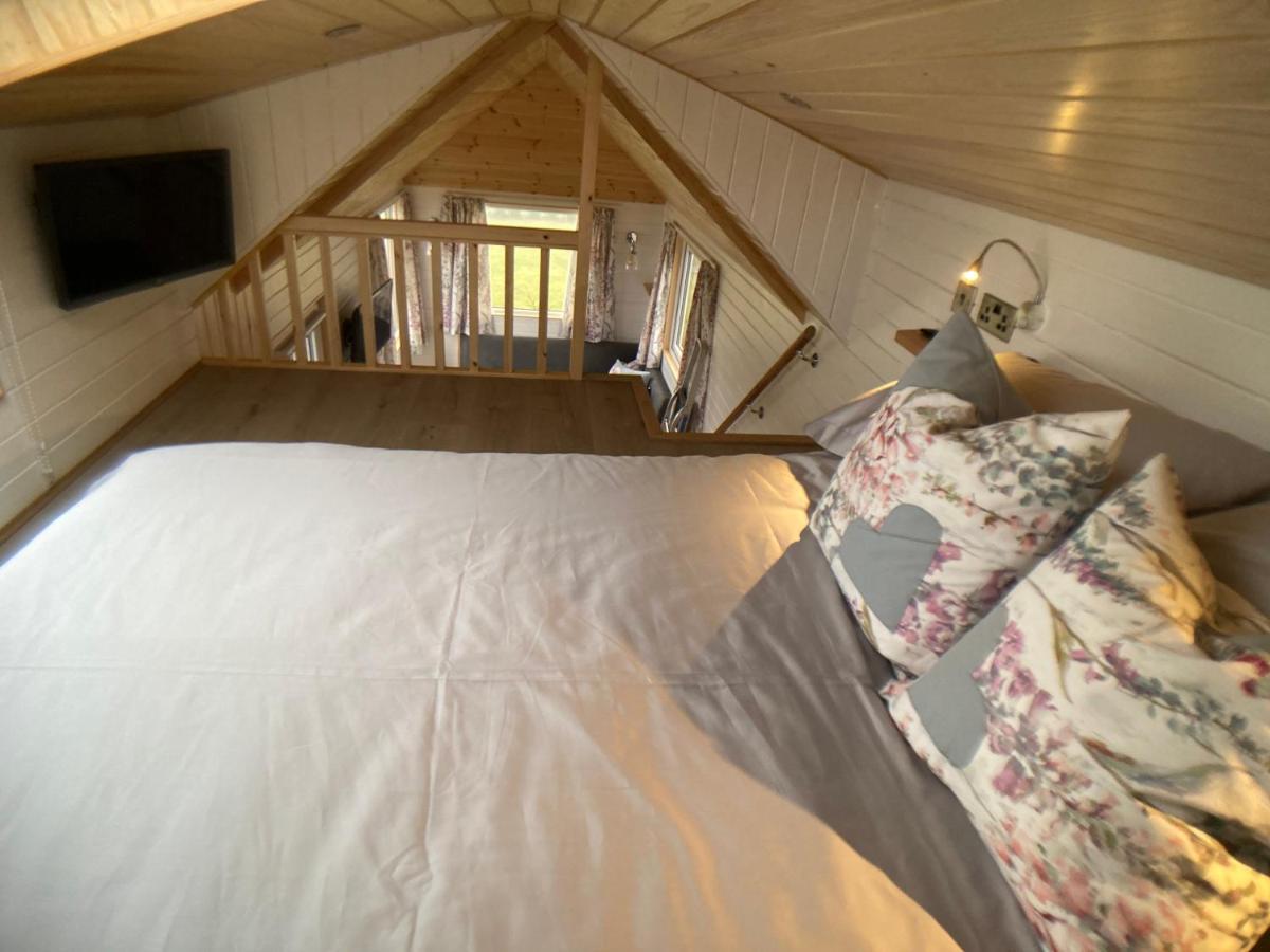 The Cedar Tiny House Villa Coldingham Exterior photo